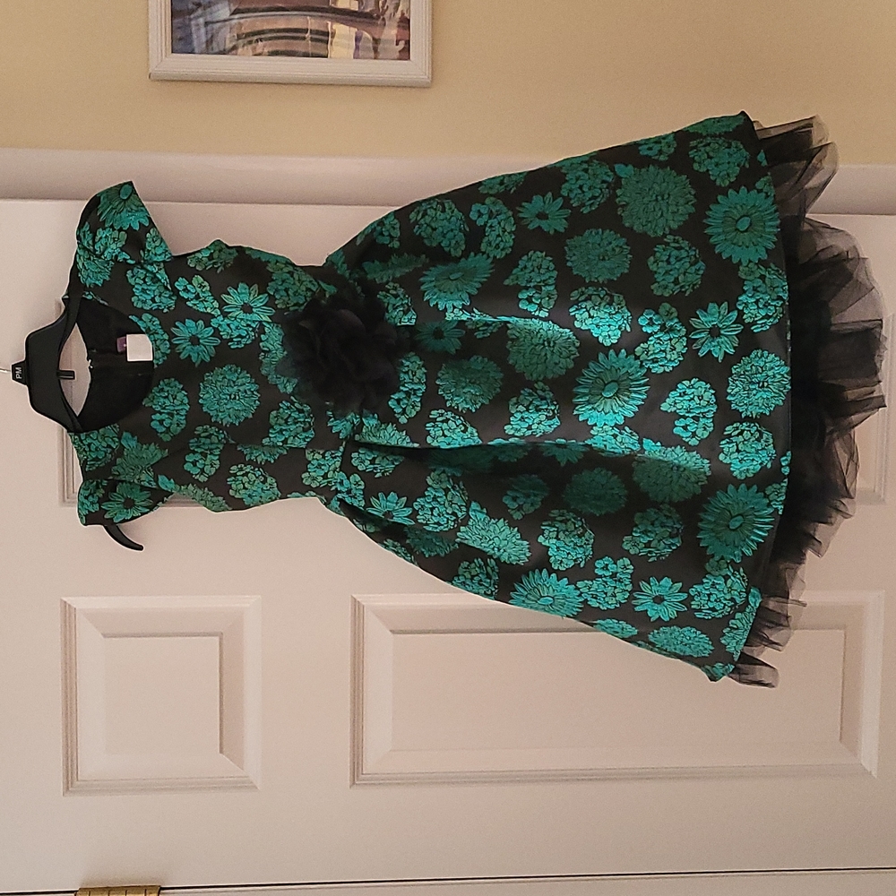 Kid's Dream dress, size 7/8